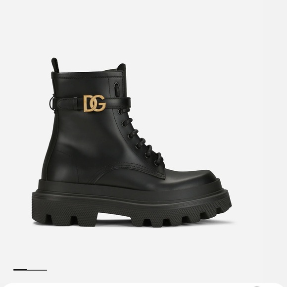 Dolce&Gabbana Calfskin ankle boots - Picture 1 of 14